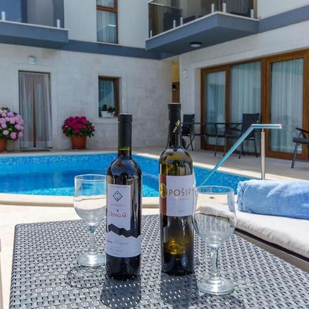 Villa La Veliki Drvenik Luaran gambar
