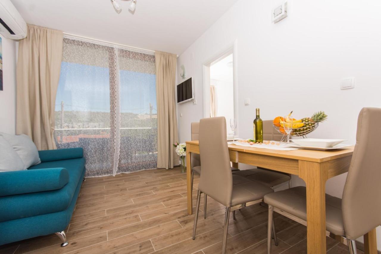 Villa La Veliki Drvenik Bilik gambar